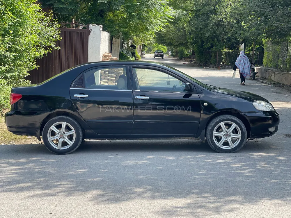 Toyota Corolla 2005 for Sale in Islamabad Image-1