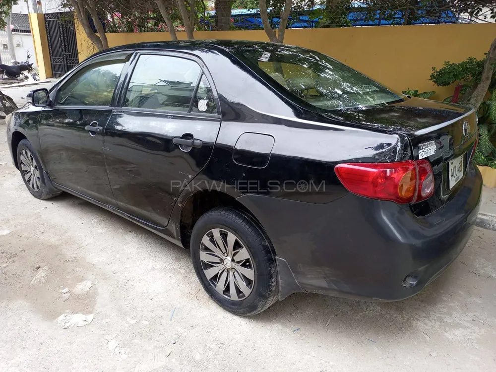 Toyota Corolla 2011 for Sale in Karachi Image-1