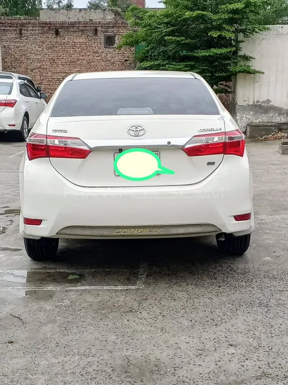 Toyota Corolla 2015 for Sale in Faisalabad Image-1