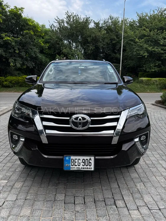 Toyota Fortuner 2018 for Sale in Islamabad Image-1