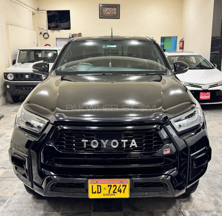 Toyota Hilux 2024 for Sale in Karachi Image-1