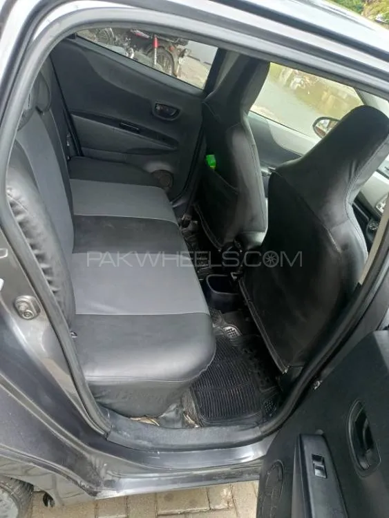 Toyota Vitz 2016 for Sale in Islamabad Image-1