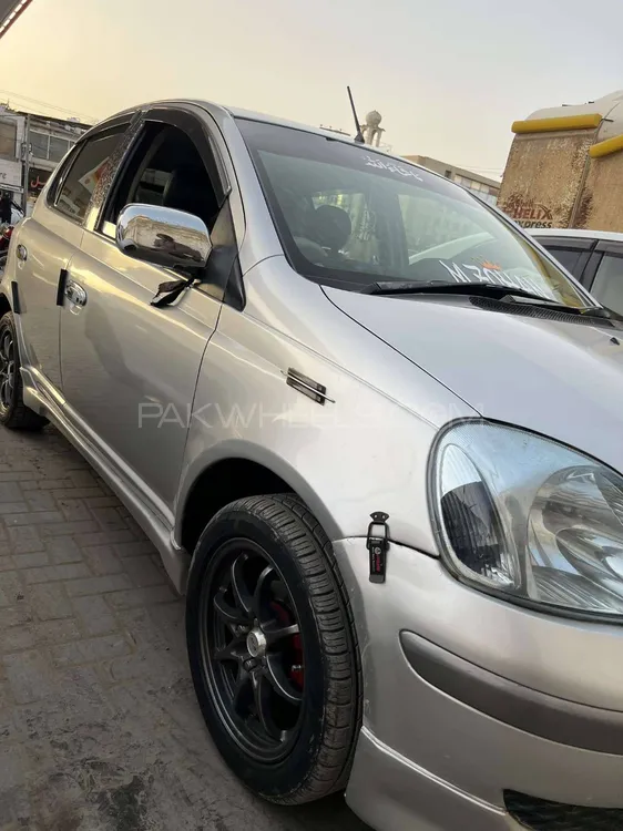 Toyota Vitz 1999 for Sale in Quetta Image-1