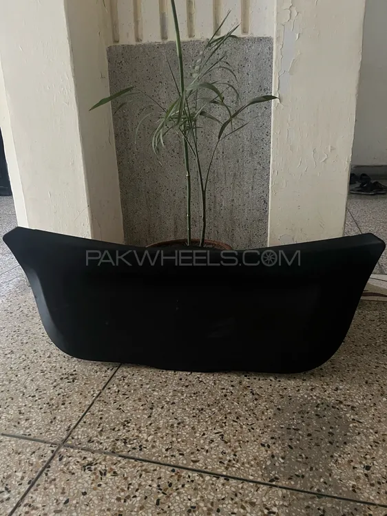 Toyota vitz 2013 model  . digi liner lid cover genuine. trunk  namda cover Image-1