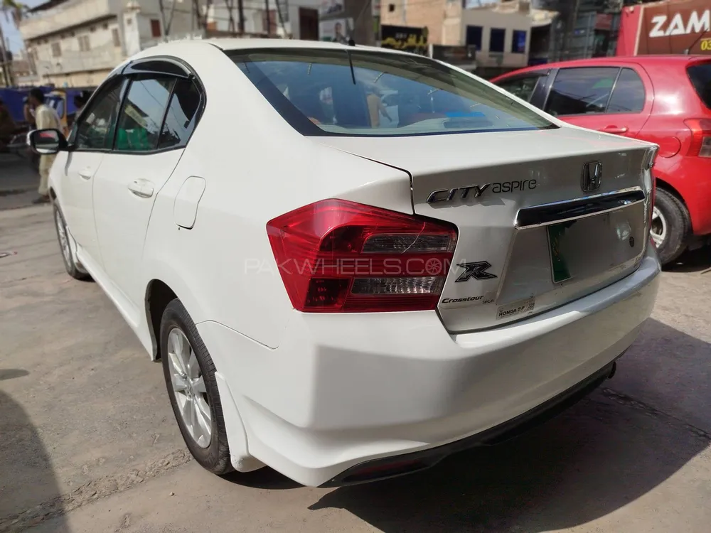Honda City 2014 for Sale in Multan Honda City 2014 for Sale in Multan Image-9