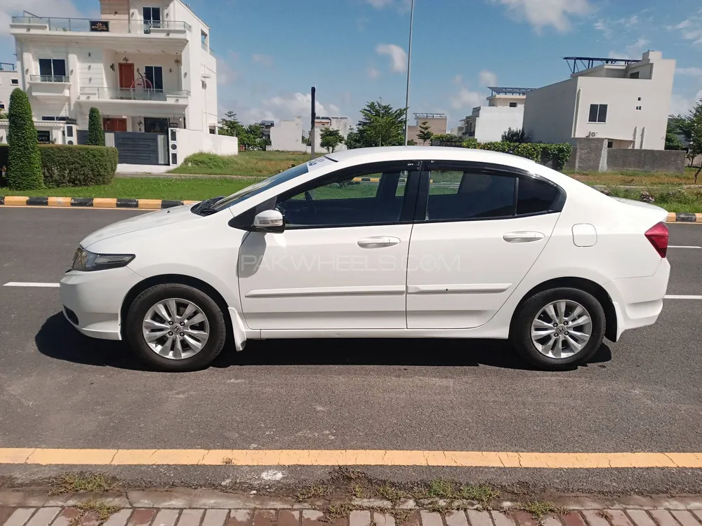 Honda City 2017 for Sale in Gujranwala Image-1