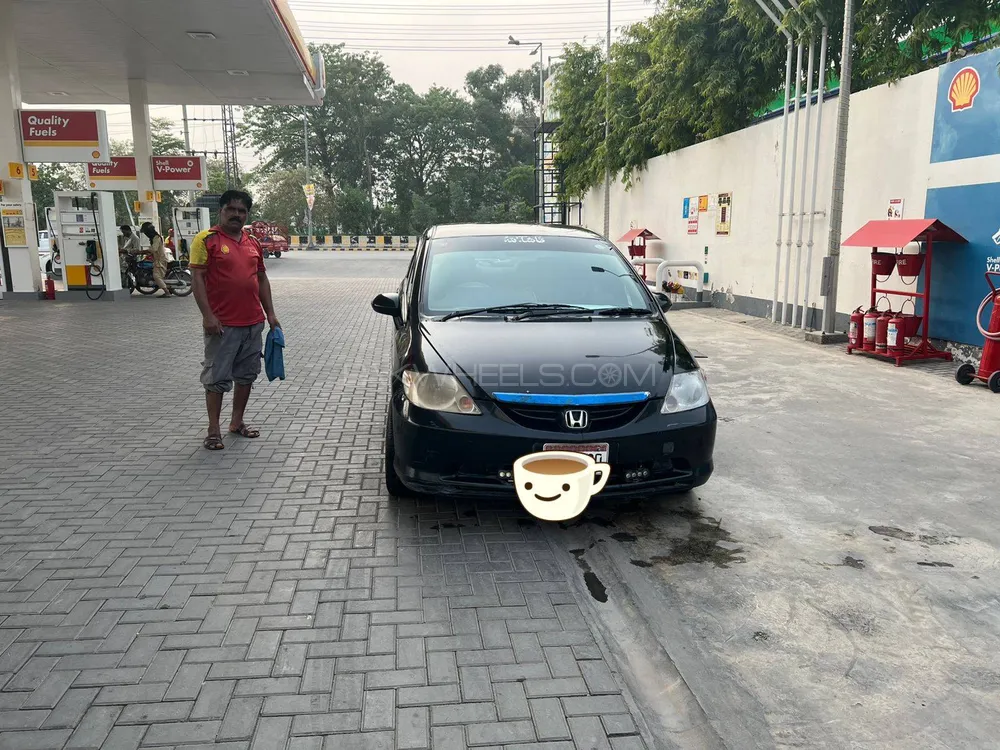 Honda City 2005 for Sale in Faisalabad Image-1
