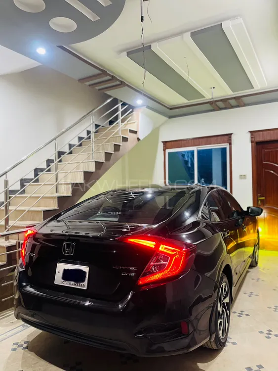 Honda Civic 2016 for Sale in Peshawar Image-1