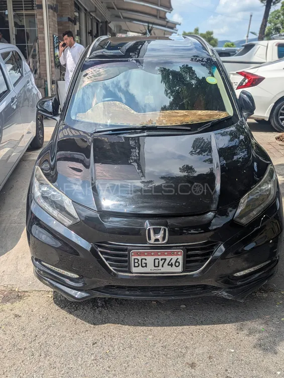 Honda Vezel 2014 for Sale in Islamabad Image-1