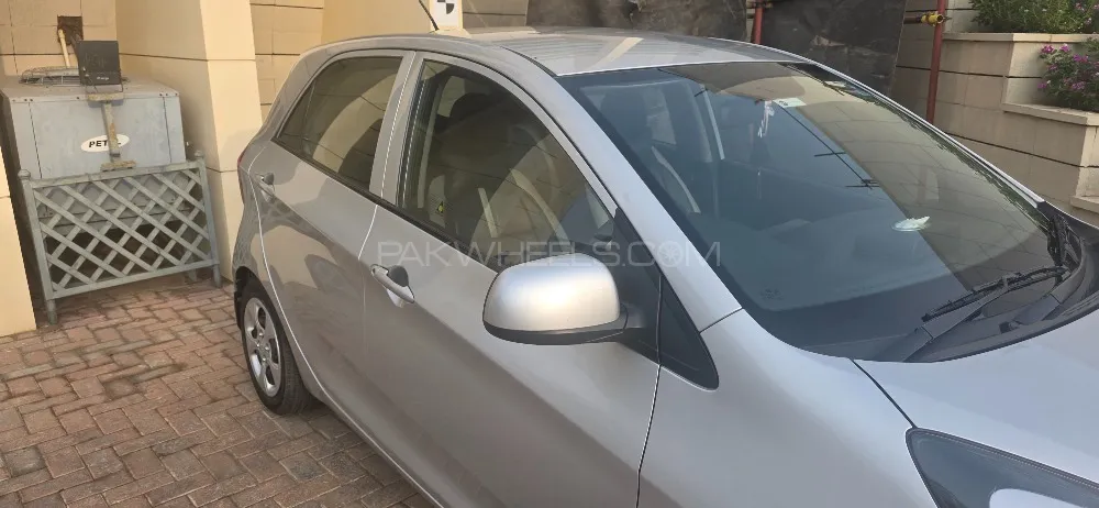 KIA Picanto 2022 for Sale in Mirpur mathelo Image-1