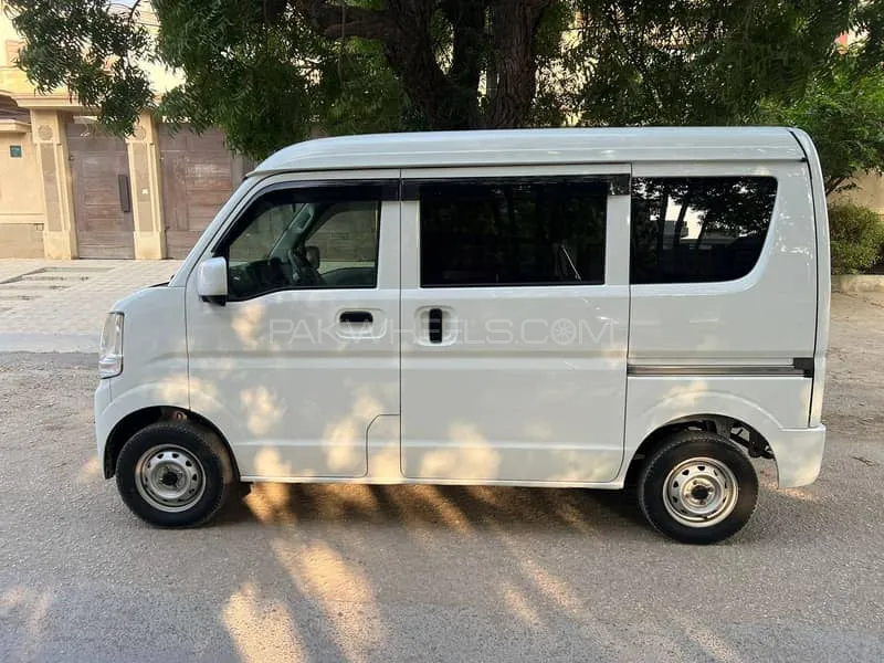 Mazda Scrum Van 2020 for Sale in Karachi Image-1