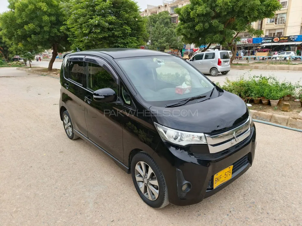 Mitsubishi EK Custom 2014 for Sale in Karachi Image-1
