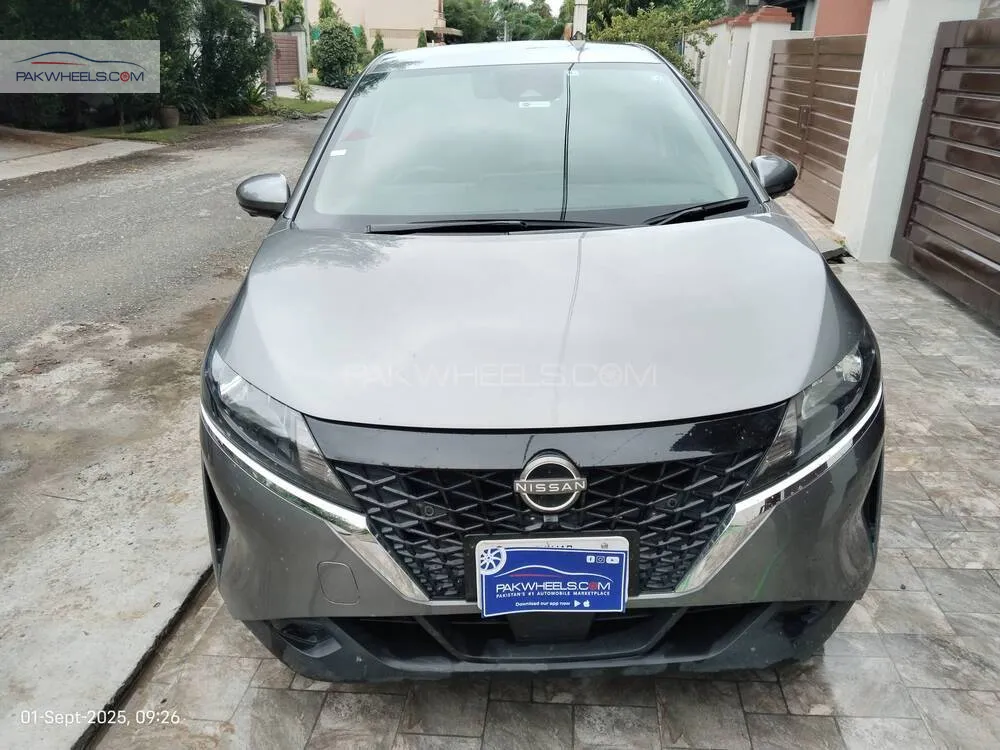 Nissan Note 2021 for Sale in Lahore Image-1