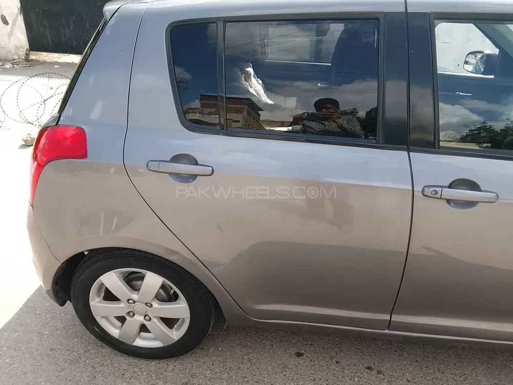 سوزوکی سوئفٹ 2014 for Sale in اسلام آباد سوزوکی سوئفٹ 2014 for Sale in اسلام آباد Image-9