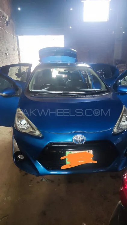 Toyota Aqua 2015 for Sale in Gujranwala Image-1