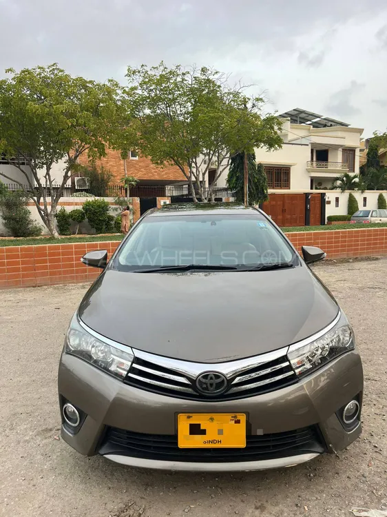Toyota Corolla 2017 for Sale in Karachi Image-1