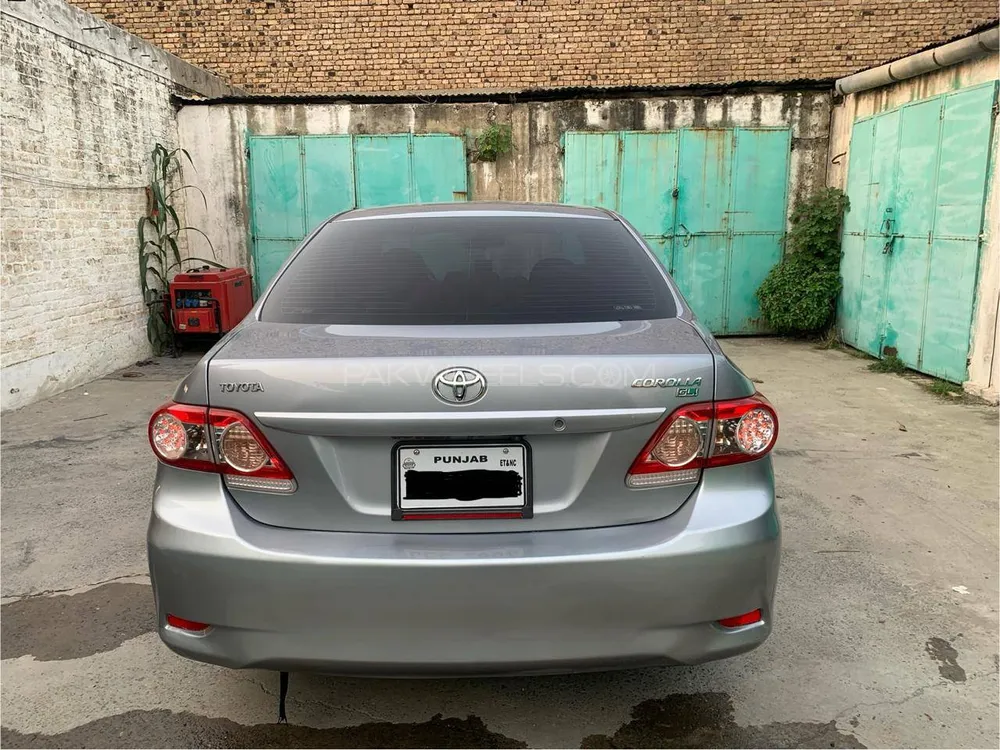 Toyota Corolla 2011 for Sale in Wah cantt Image-1