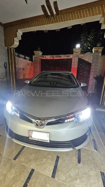 Toyota Corolla 2017 for Sale in Swat Image-1