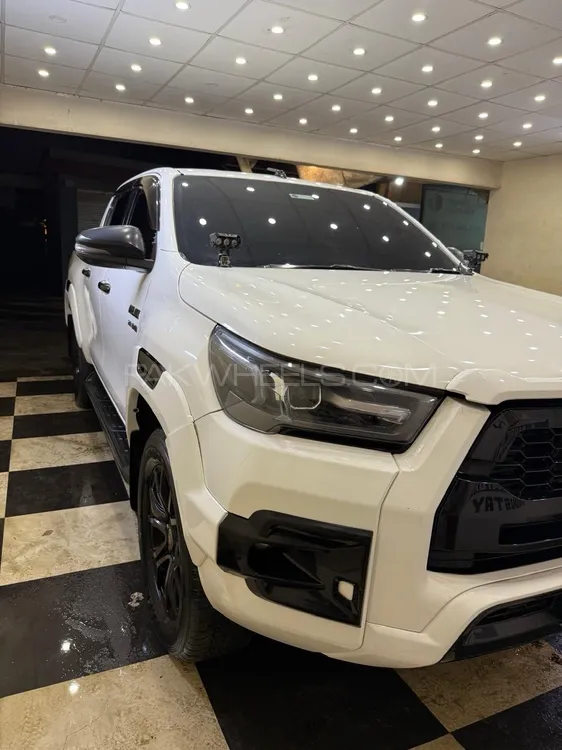 Toyota Hilux 2020 for Sale in Karachi Image-1