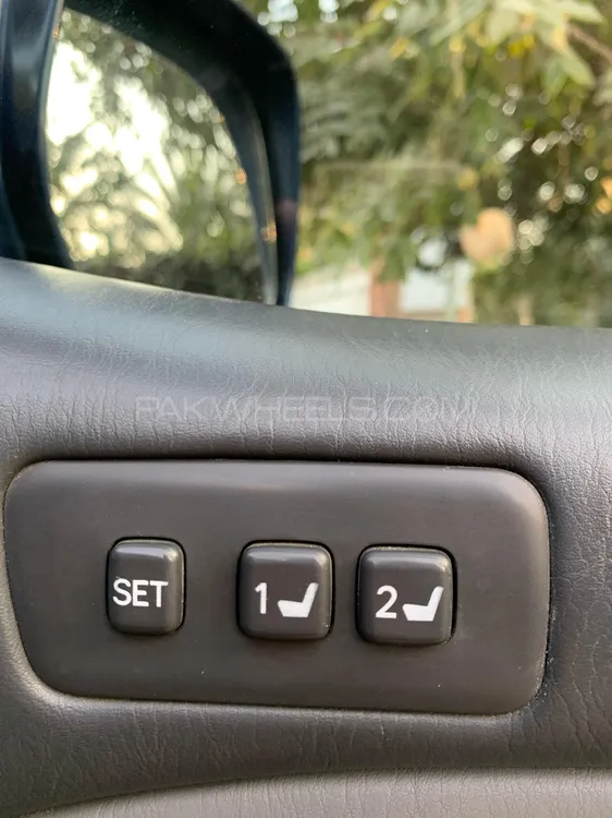 Toyota Land Cruiser 1998 for Sale in Faisalabad Toyota Land Cruiser 1998 for Sale in Faisalabad Image-8