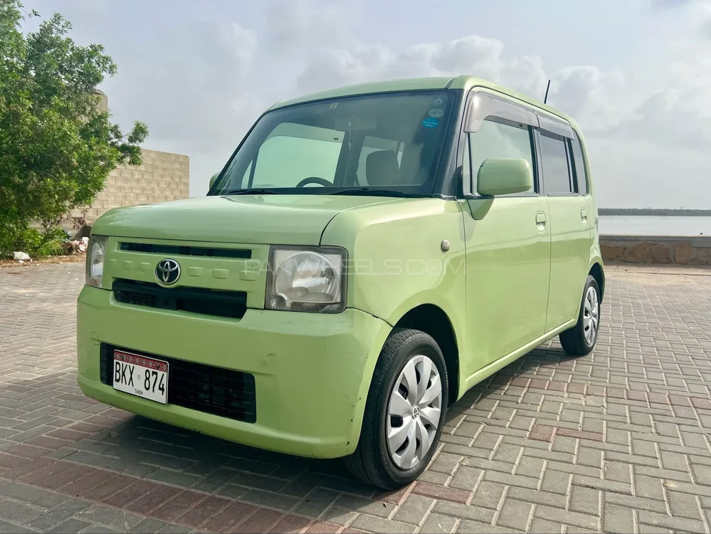 Toyota Pixis Space 2014 for Sale in Karachi Image-1