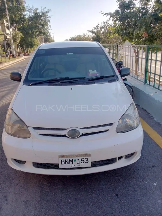 Toyota Platz 2004 for Sale in Rawalpindi Image-1