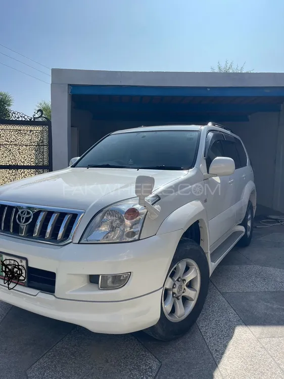 Toyota Prado 2004 for Sale in Kharian Image-1
