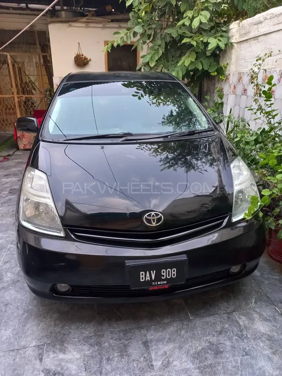 Toyota Prius 2010 for Sale in Peshawar Image-1
