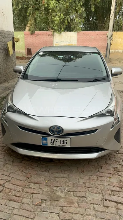 Toyota Prius 2018 for Sale in Lahore Image-1
