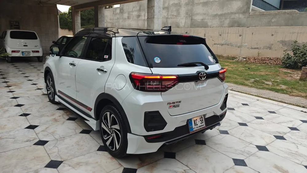 Toyota Raize 2020 for Sale in Mardan Image-1