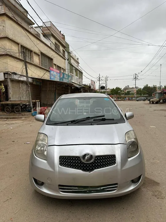 Toyota Vitz 2008 for Sale in Karachi Image-1