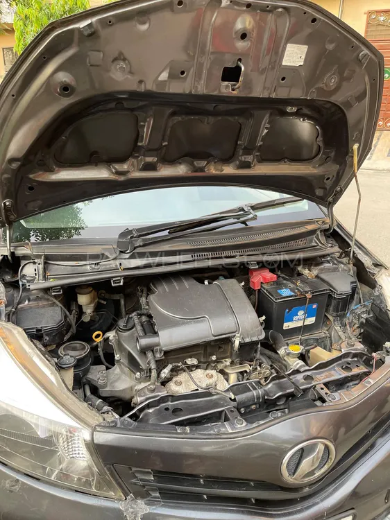 Toyota Vitz 2015 for Sale in Lahore Image-1