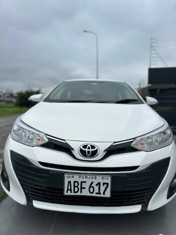 Toyota Yaris Sedan 2020 for Sale in Lahore Image-1