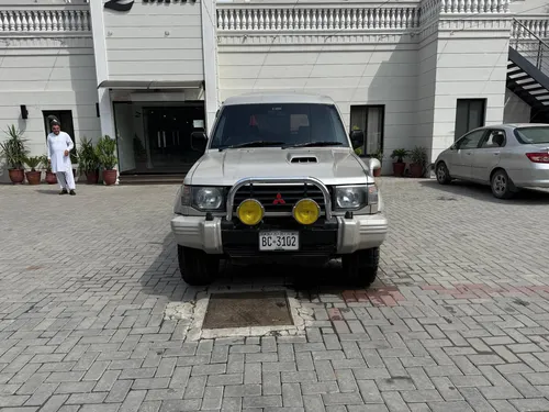 Mitsubishi Pajero Exceed 2.8D 1994