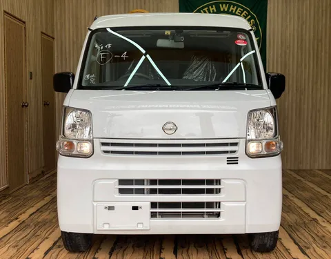 Nissan Clipper 2021