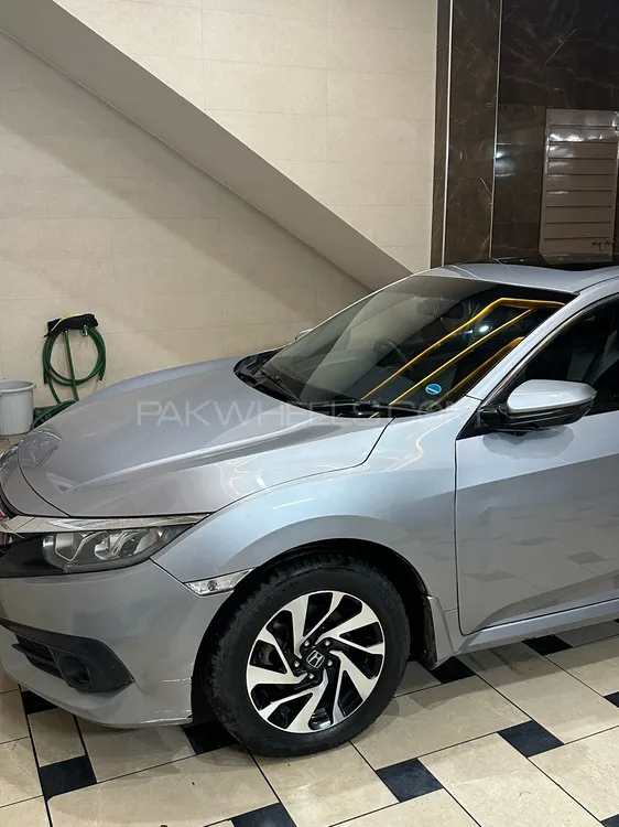 Honda Civic 2018 for Sale in Peshawar Image-1