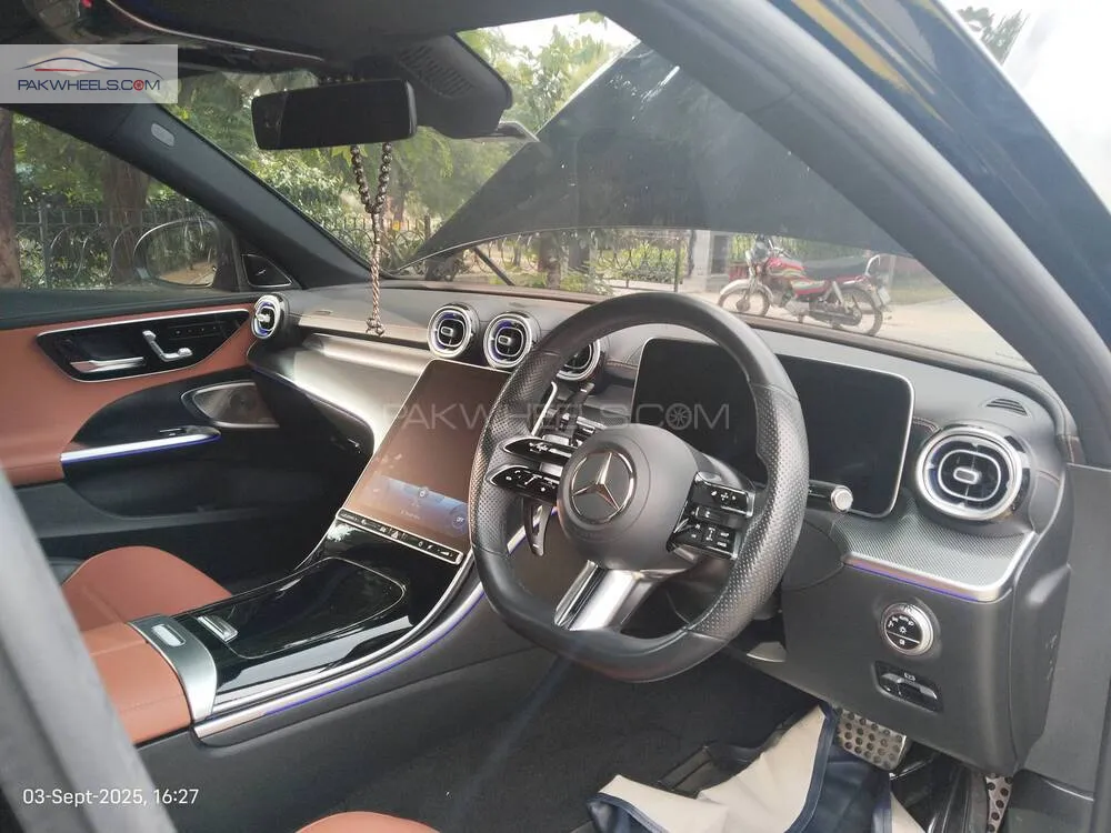 مرسڈیز بینز سی کلاس 2022 for Sale in لاہور مرسڈیز بینز سی کلاس 2022 for Sale in لاہور Image-10