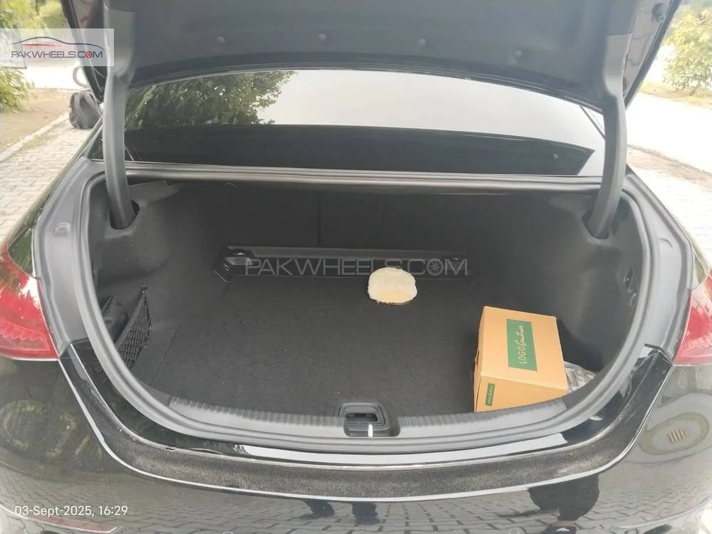 مرسڈیز بینز سی کلاس 2022 for Sale in لاہور مرسڈیز بینز سی کلاس 2022 for Sale in لاہور Image-8