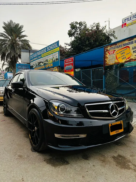 Mercedes Benz C Class 2014 for Sale in Karachi Image-1