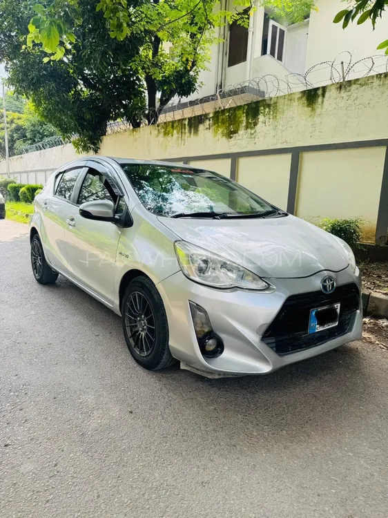 Toyota Aqua 2015 for Sale in Islamabad Image-1