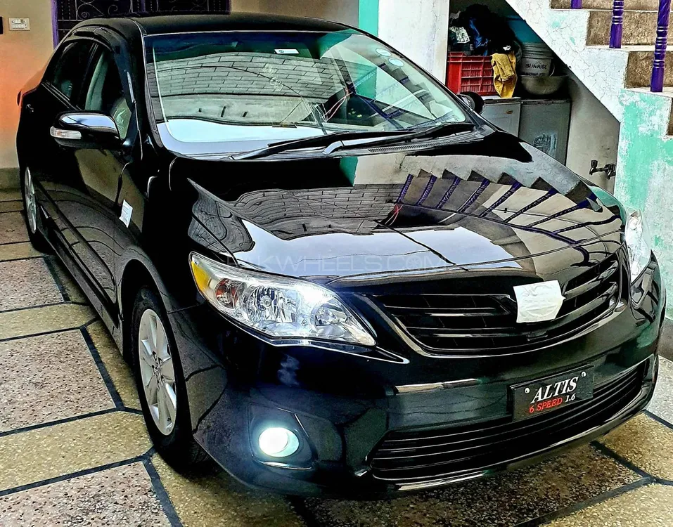 Toyota Corolla 2012 for Sale in Sargodha Image-1