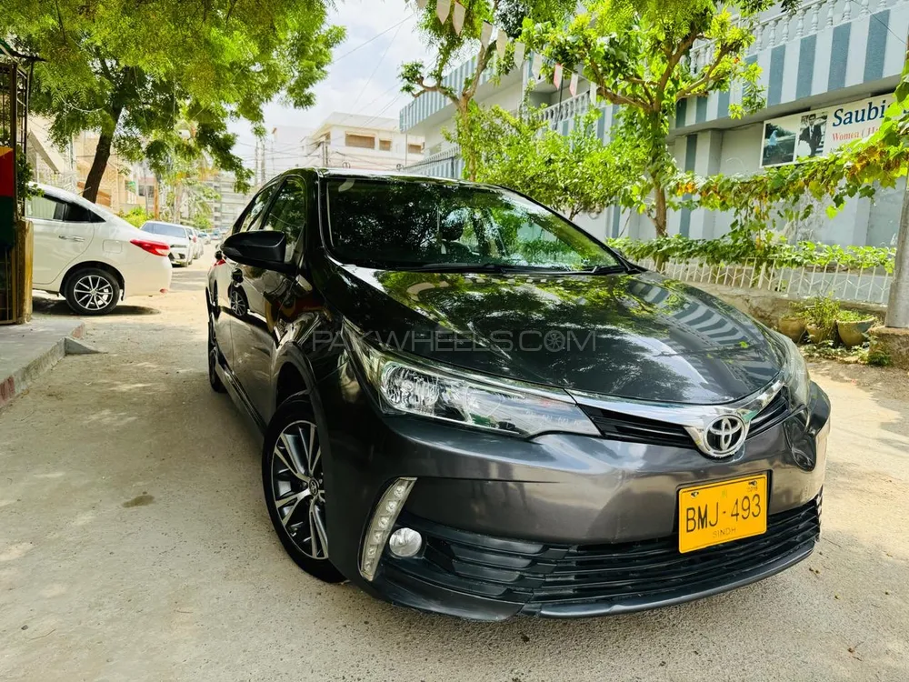 Toyota Corolla 2018 for Sale in Karachi Image-1