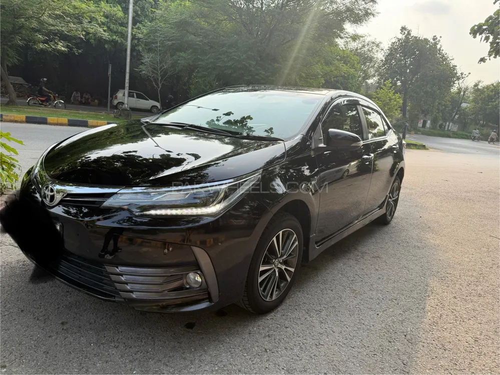 Toyota Corolla 2020 for Sale in Islamabad Image-1