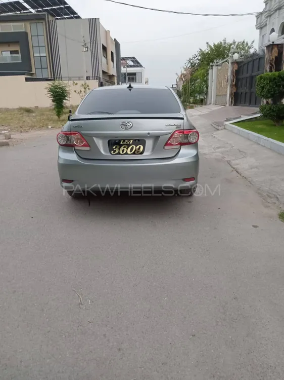 Toyota Corolla 2011 for Sale in Peshawar Image-1