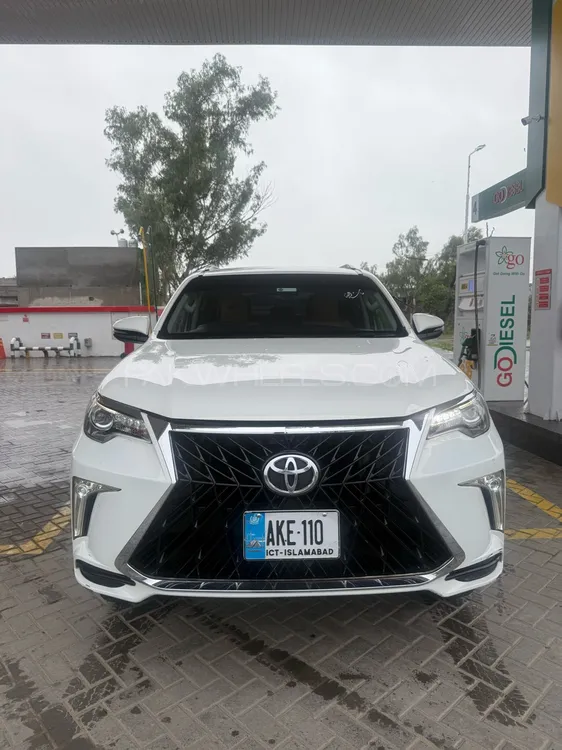 Toyota Fortuner 2019 for Sale in Sialkot Image-1