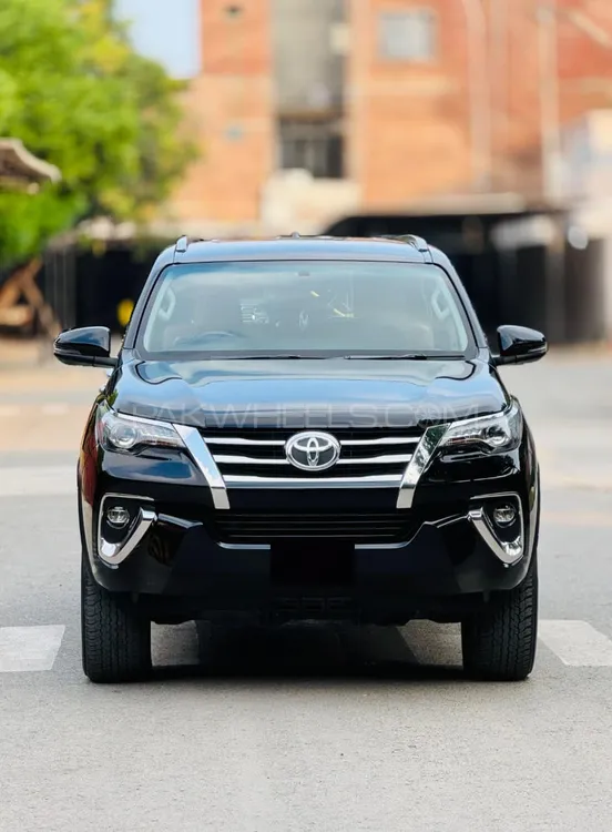 Toyota Fortuner 2021 for Sale in Faisalabad Image-1