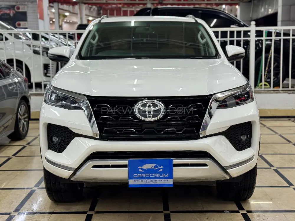 Toyota Fortuner 2021 for Sale in Peshawar Image-1