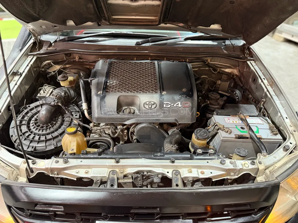 Toyota Hilux 2009 for Sale in Islamabad Image-1