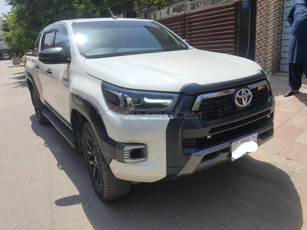 Toyota Hilux 2022 for Sale in Multan Image-1
