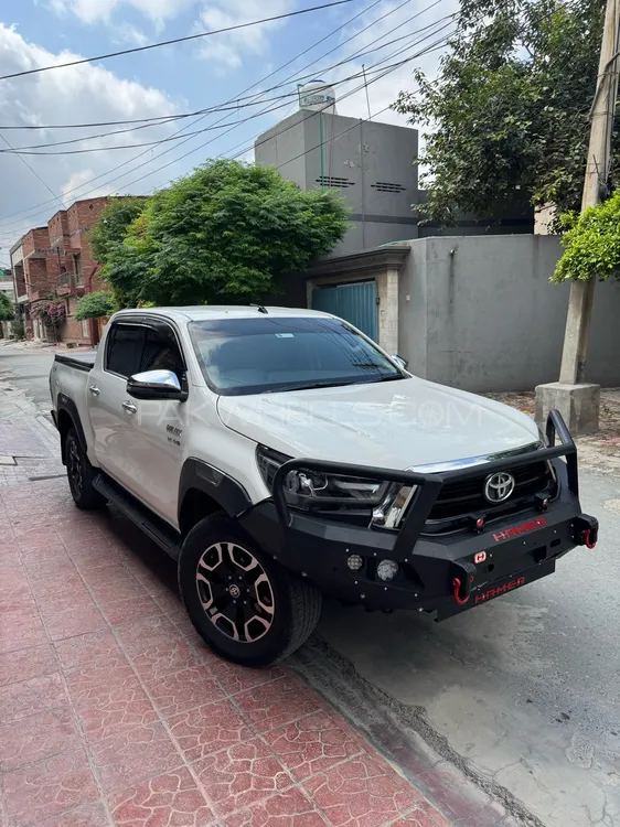 Toyota Hilux 2021 for Sale in Faisalabad Image-1